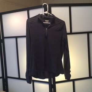 Kirkland x large grey long sleeve workout jacket